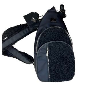 House Of‎ Harlow 1960 Liberty S ling Bag NWT